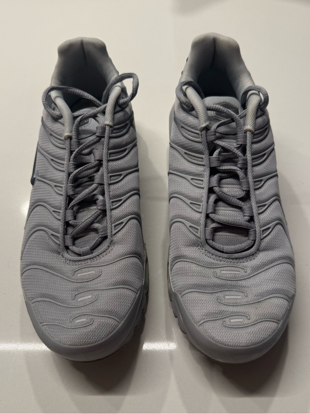 Nike Air Max Plus trainers sneakers shoes 852630 006 Size 10 US Mens